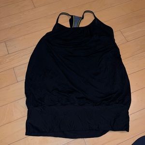 Lululemon no limits tank black with dark floral bra size 8